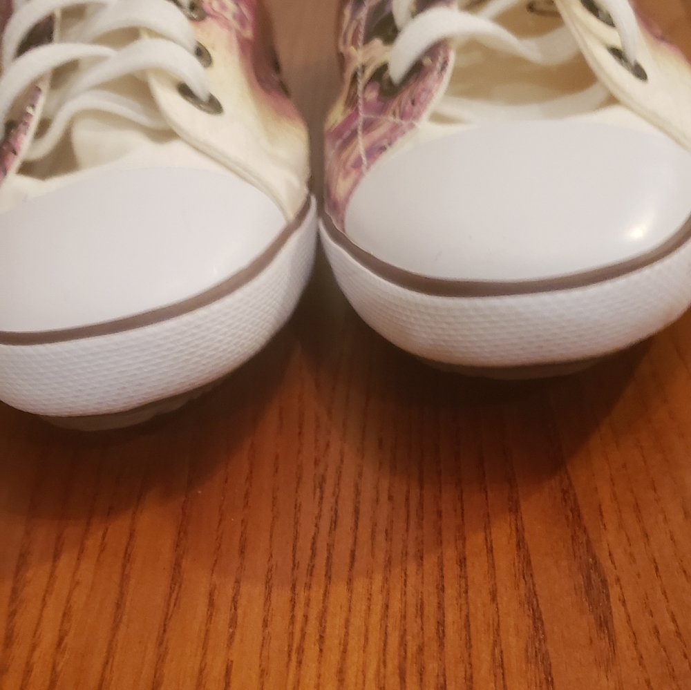Ed Hardy sneakers, size 8 - Picture 6 of 10